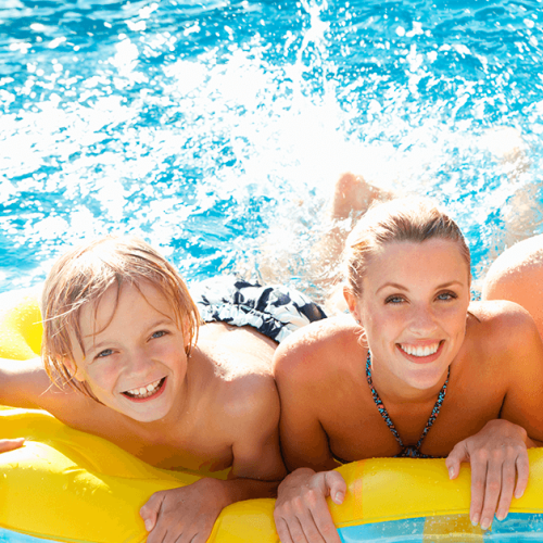 Consejos para el verano para cuidar tu salud auditiva